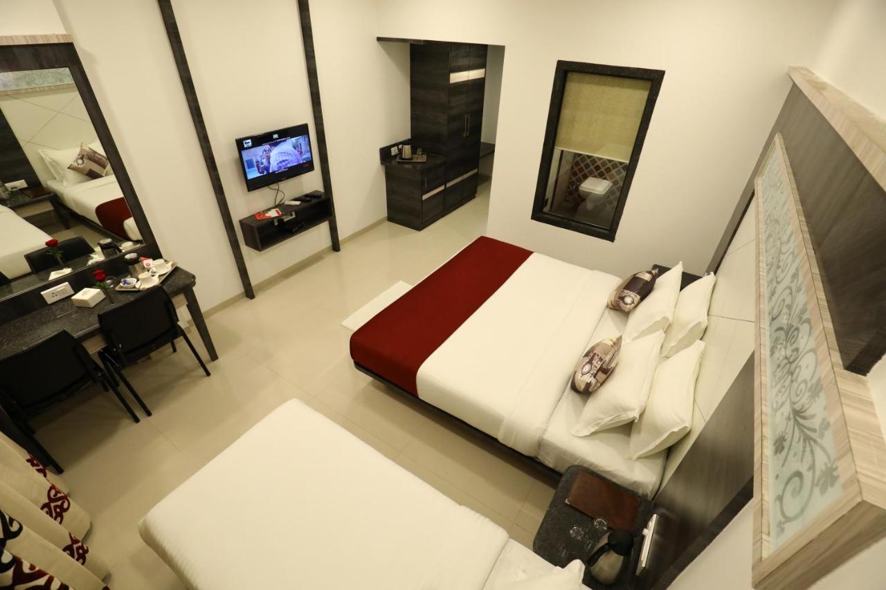 Imperial Grande Resort Lonavala Eksteriør billede