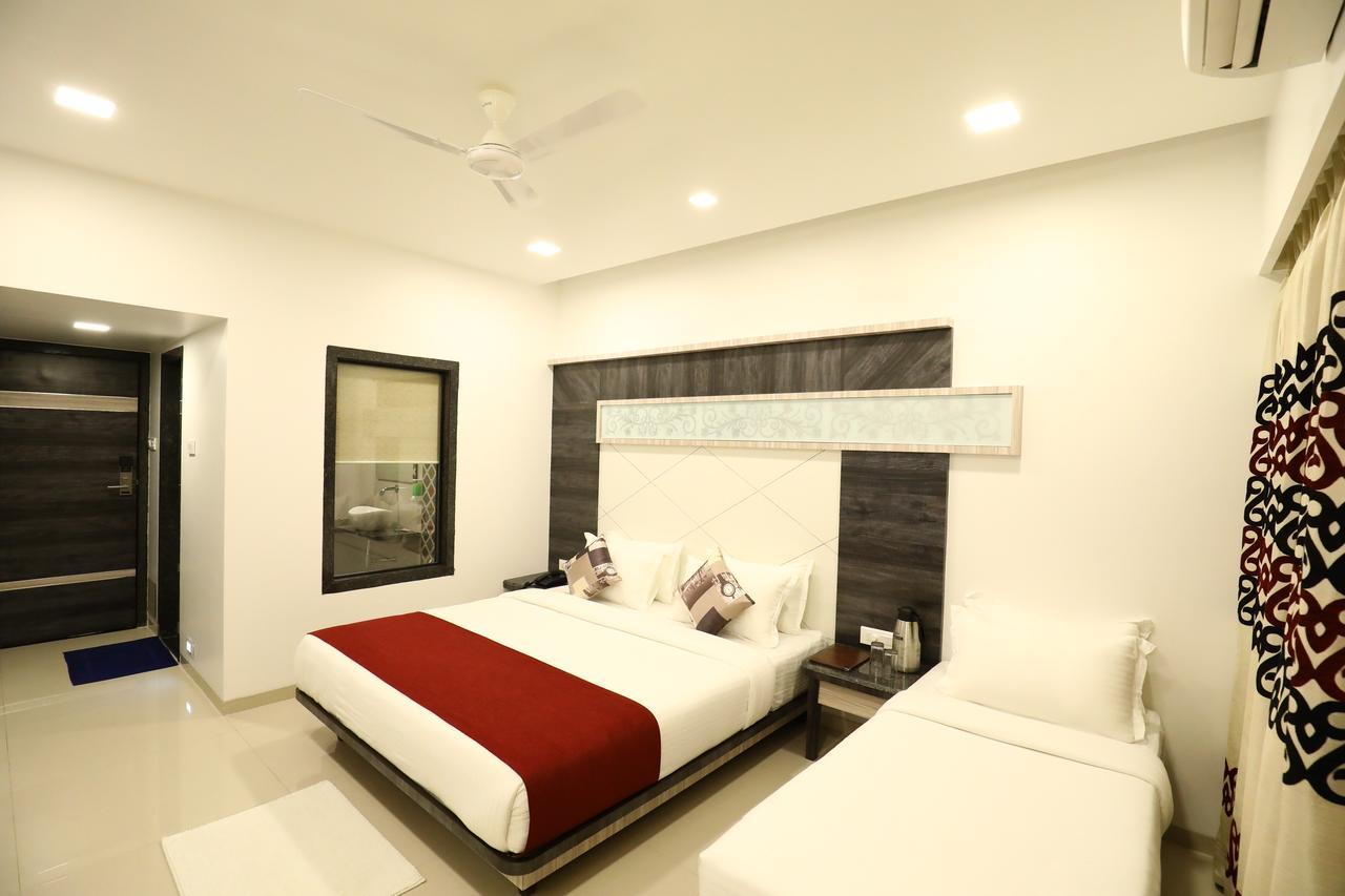 Imperial Grande Resort Lonavala Eksteriør billede